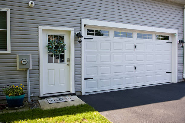 24/7 Emergency Garage Door Panel Replacement experts in Calera, OK